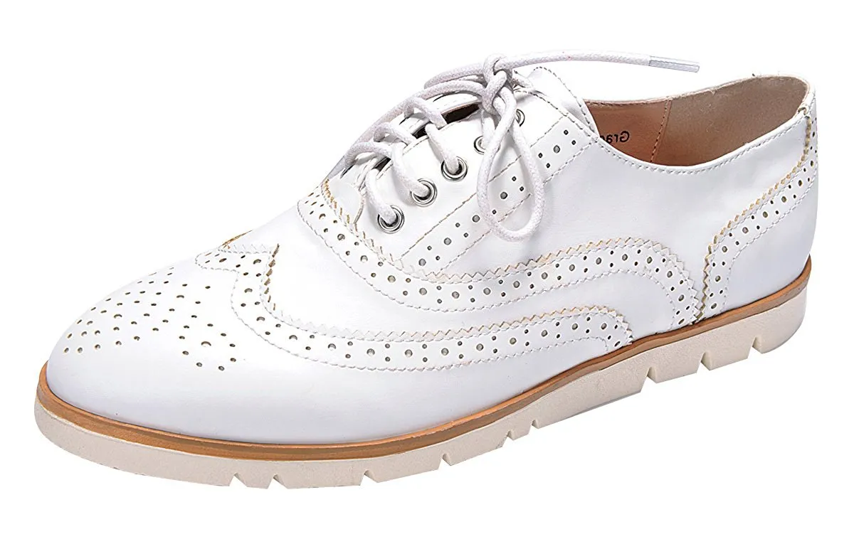 Nature Breeze Women's Lace-Up Wingtip Low Flatform Platform Oxford Shoe